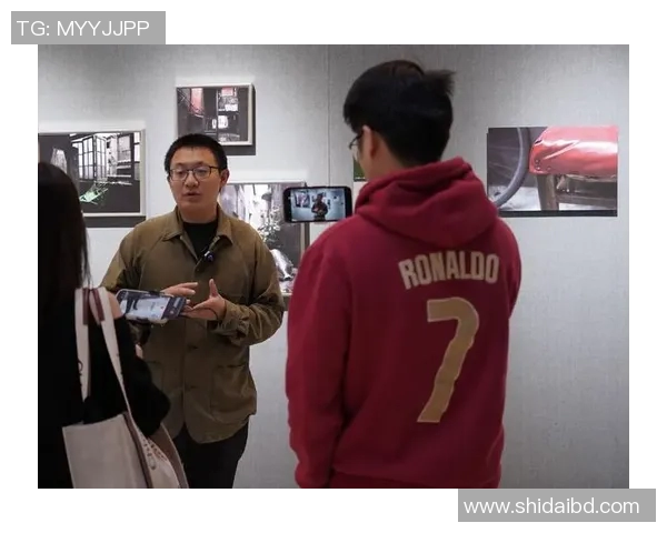 徐昕的艺术之路:从平凡到卓越的创作历程与心路探索